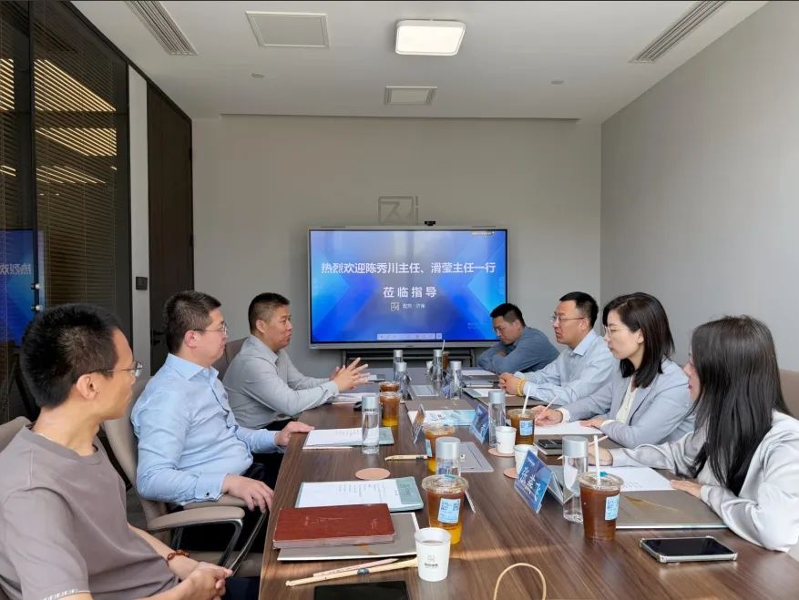 汇盛济南律所陈秀川主任、求新济南律所滑莹主任一行到载熙济南律